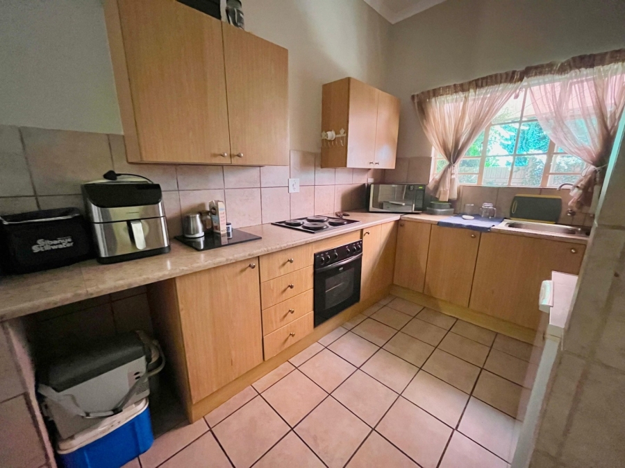 3 Bedroom Property for Sale in Safari Gardens North West
